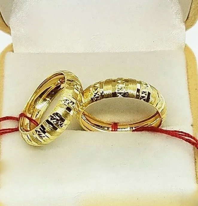 18K Gold Wedding Rings