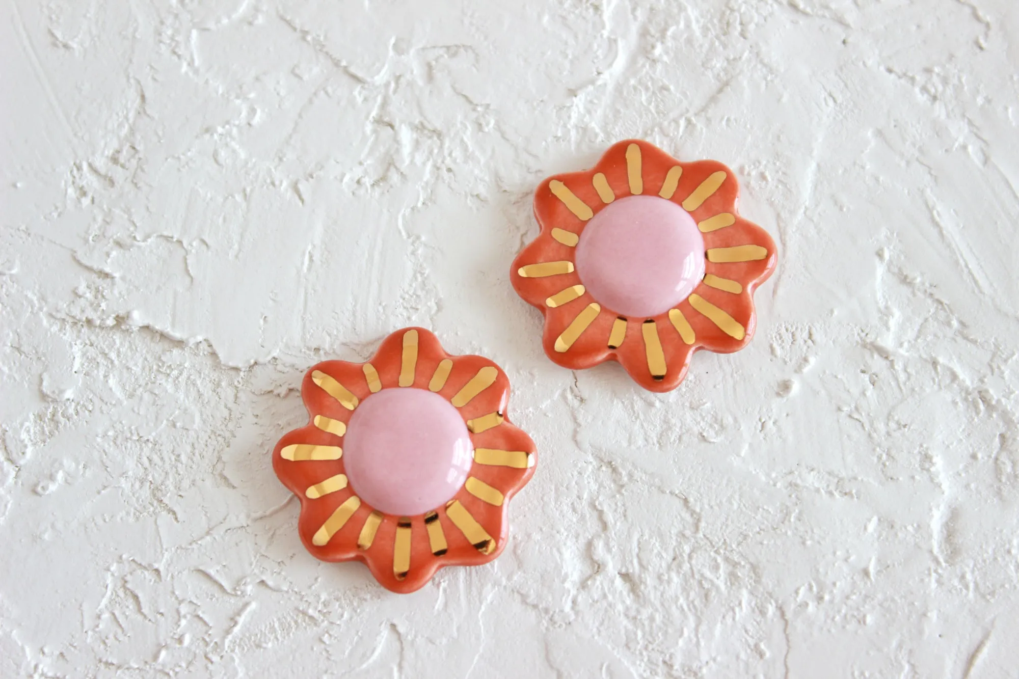 Daisy Bump Statement Stud Earrings