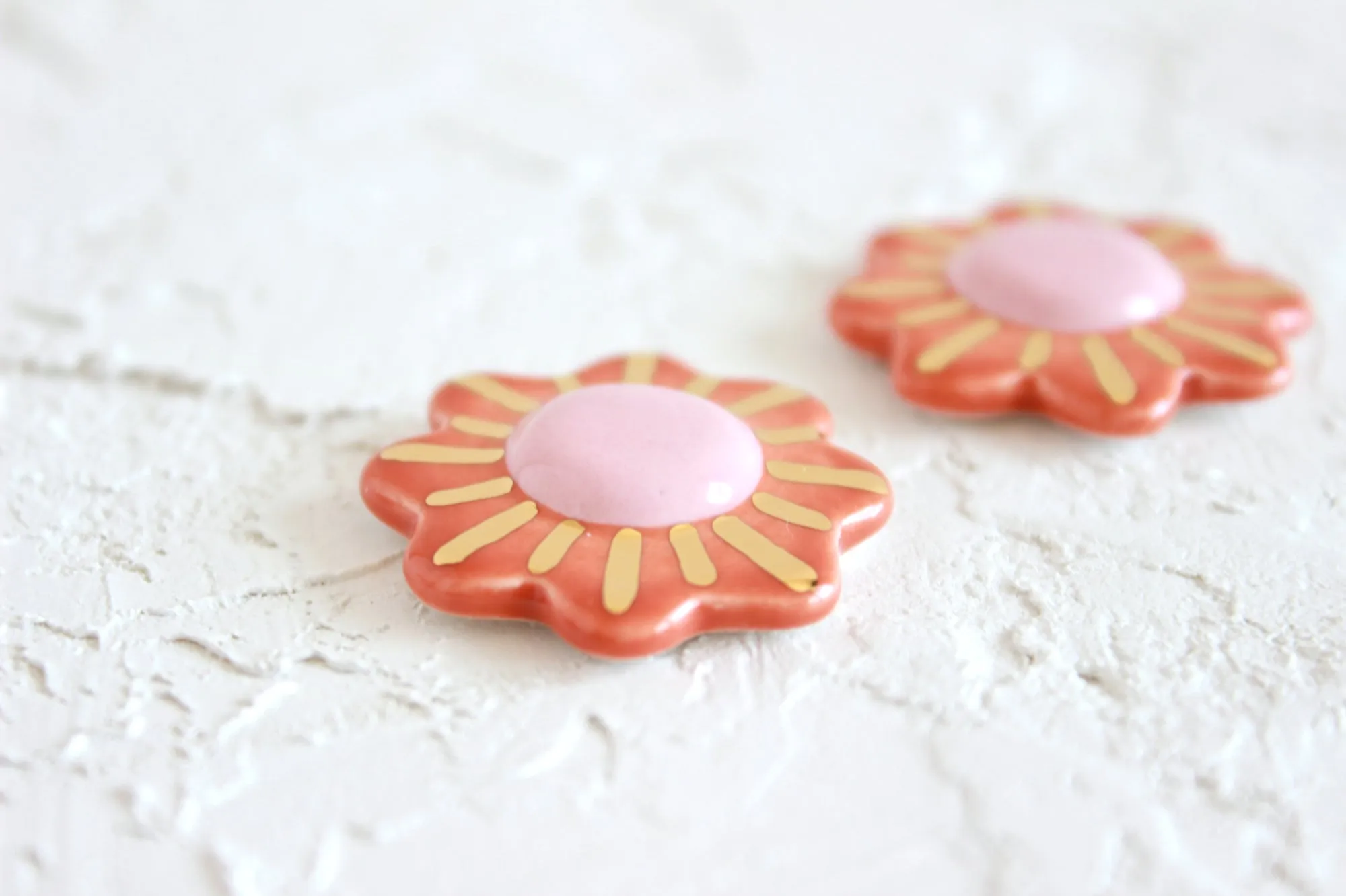 Daisy Bump Statement Stud Earrings