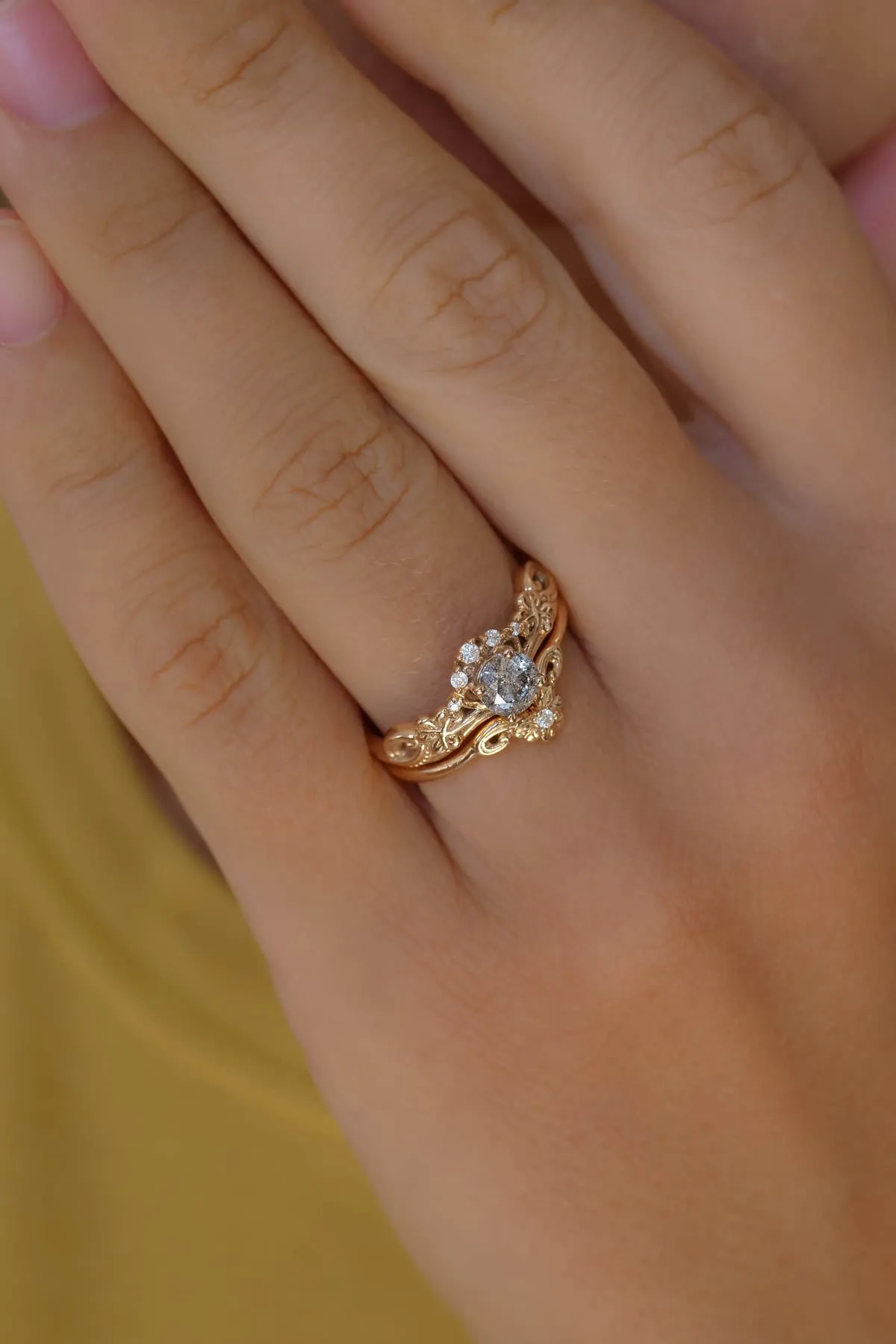 Elvish engagement ring with salt and pepper diamond / Horta