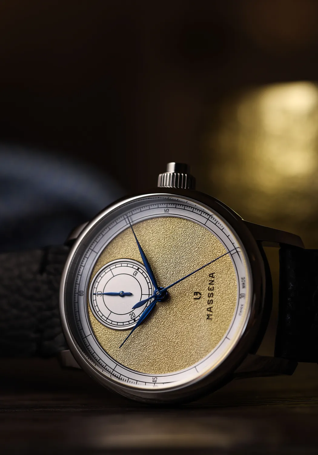 Louis Erard Le Chronographe Monopoussoir x Massena LAB Gold | LE100