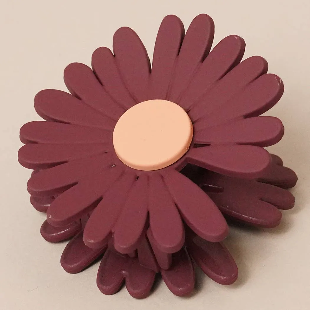 Matte Flower Shaped Design Hair Clip