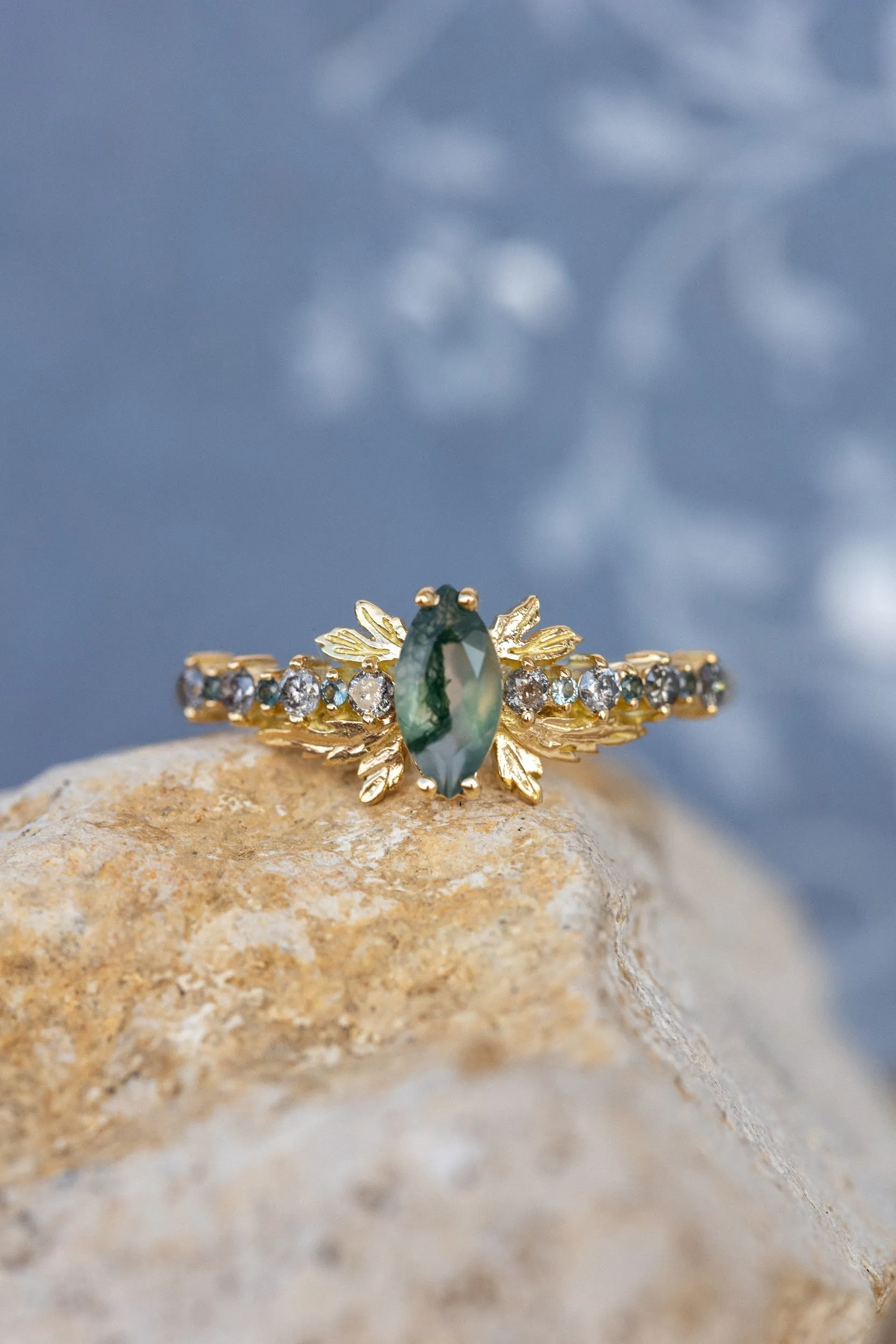 Moss agate and accents sapphires and diamonds engagement ring, nature inspired gold leaf ring / Verbena