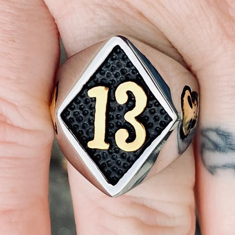 Ring 13 - Black & Gold  - R42