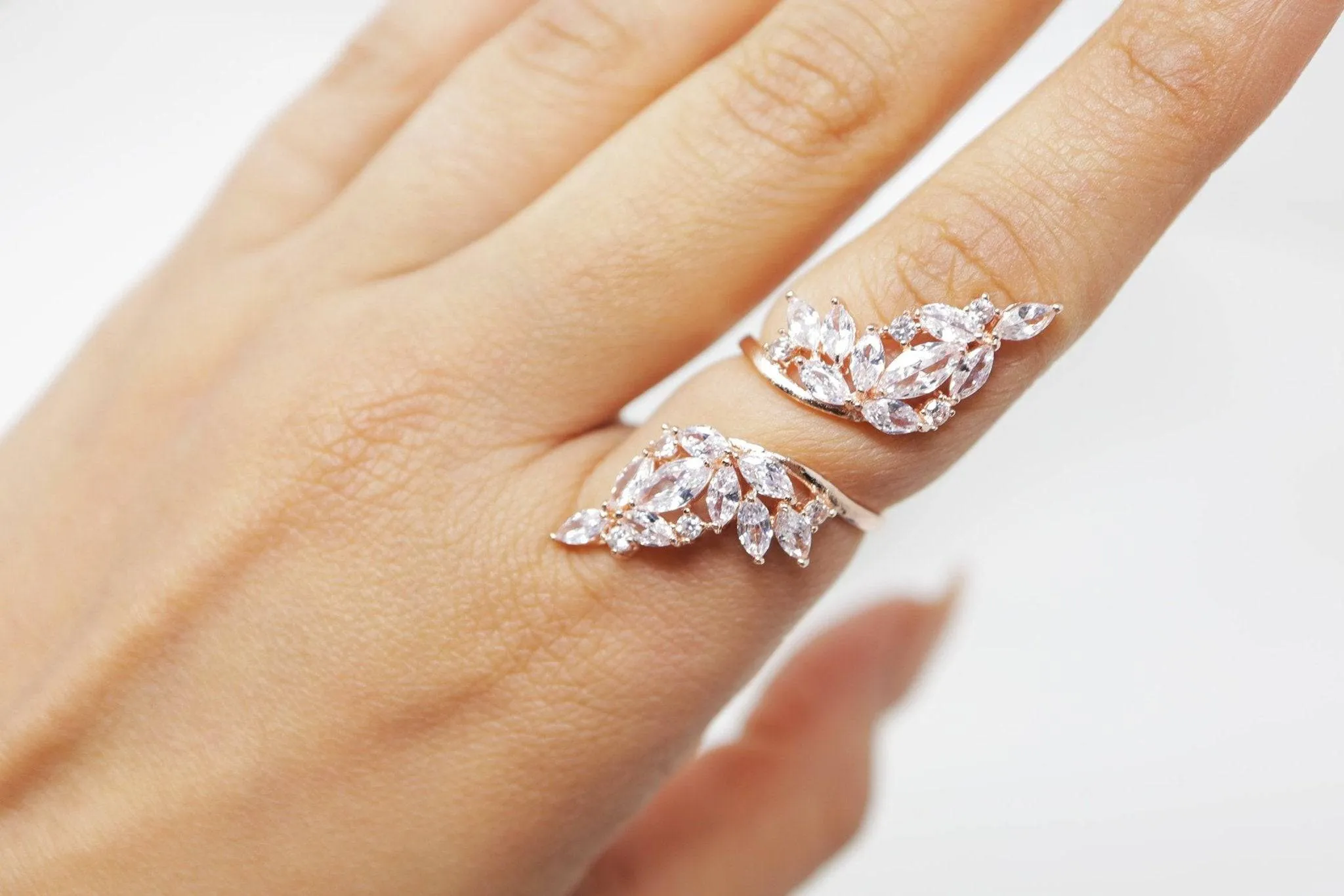 Swarovski Crystal Vine Leaves Diamond, Crystal wedding Ring Set, Wedding Jewelry, Bridal Accessories, Statement Jewelry, Swarovski Crystals.