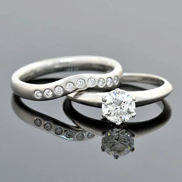 TIFFANY & Co. Estate Platinum Diamond Engagement Ring Set 0.73ct